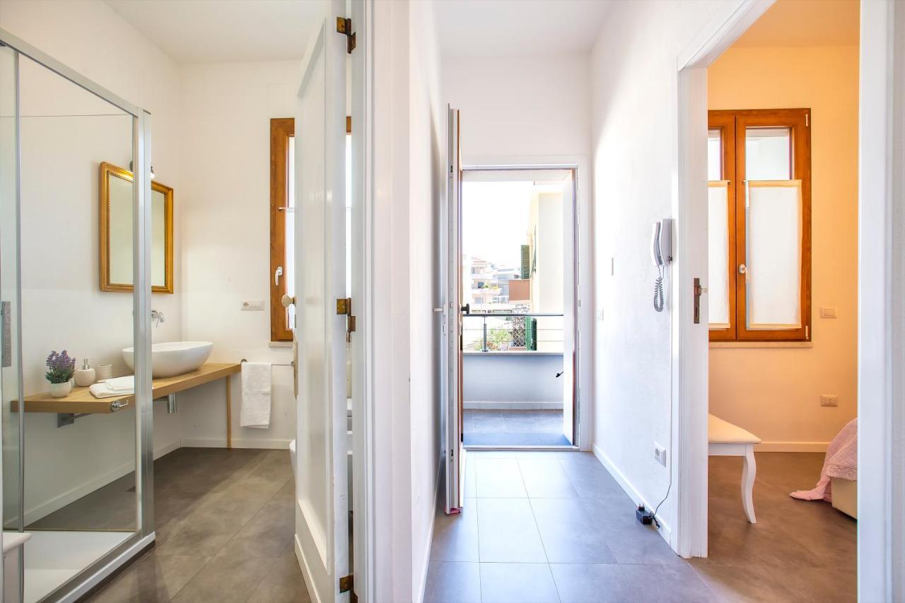 Nura'S - Apartment Al Mare Sea Front Алгеро Екстериор снимка