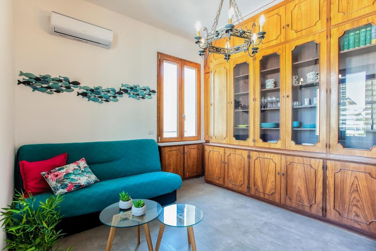 Nura'S - Apartment Al Mare Sea Front Алгеро Екстериор снимка