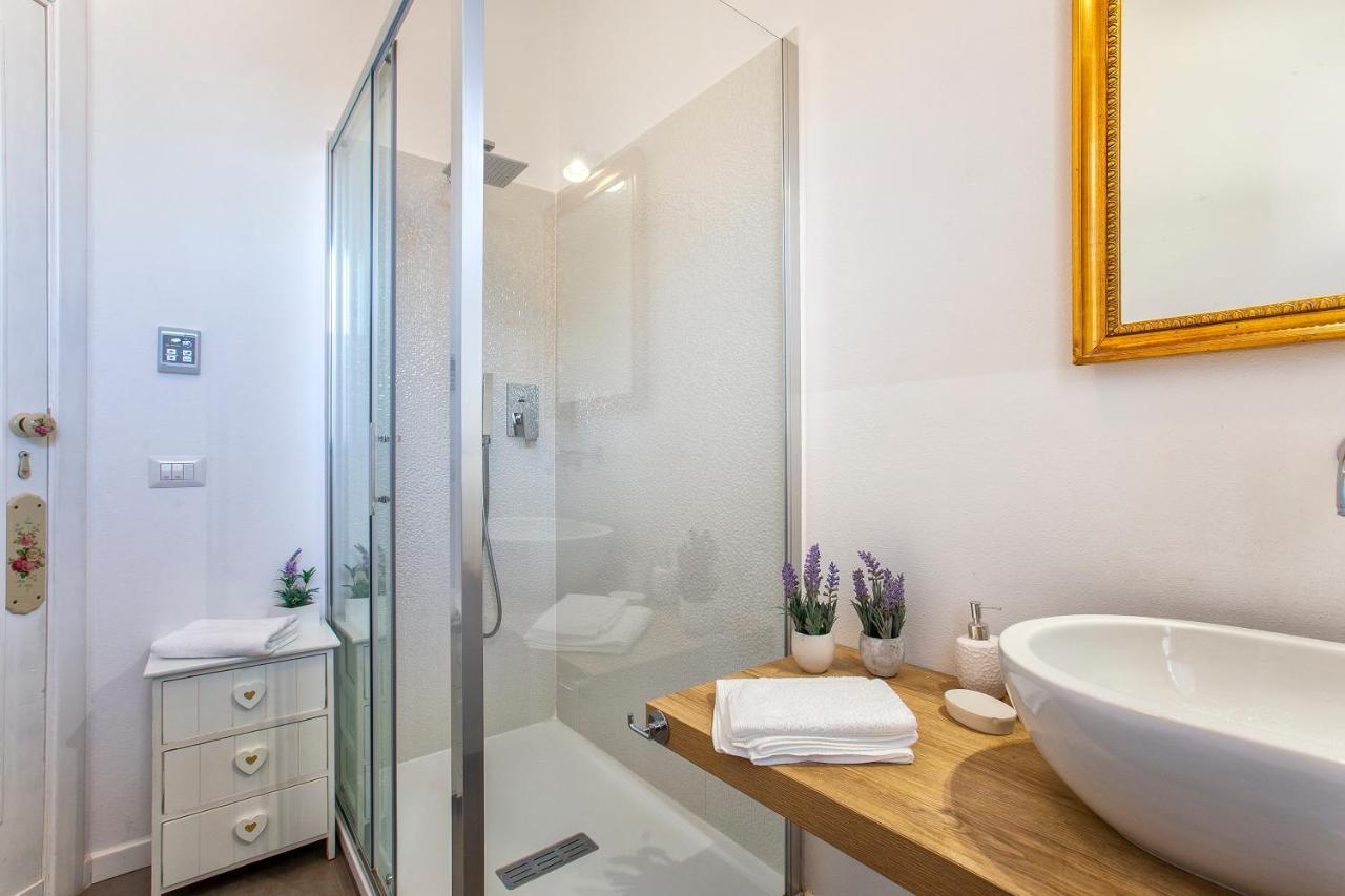 Nura'S - Apartment Al Mare Sea Front Алгеро Екстериор снимка