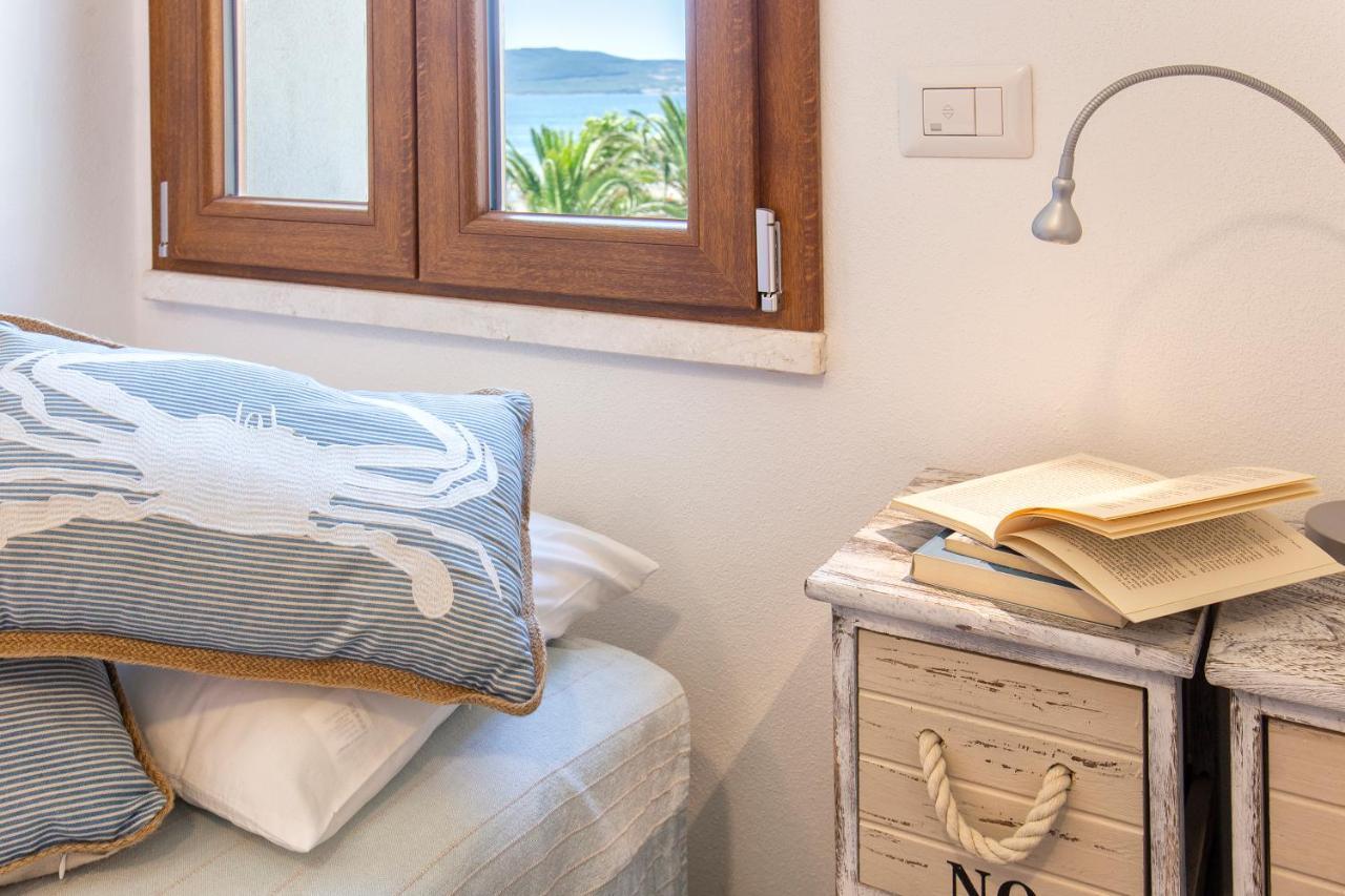 Nura'S - Apartment Al Mare Sea Front Алгеро Екстериор снимка